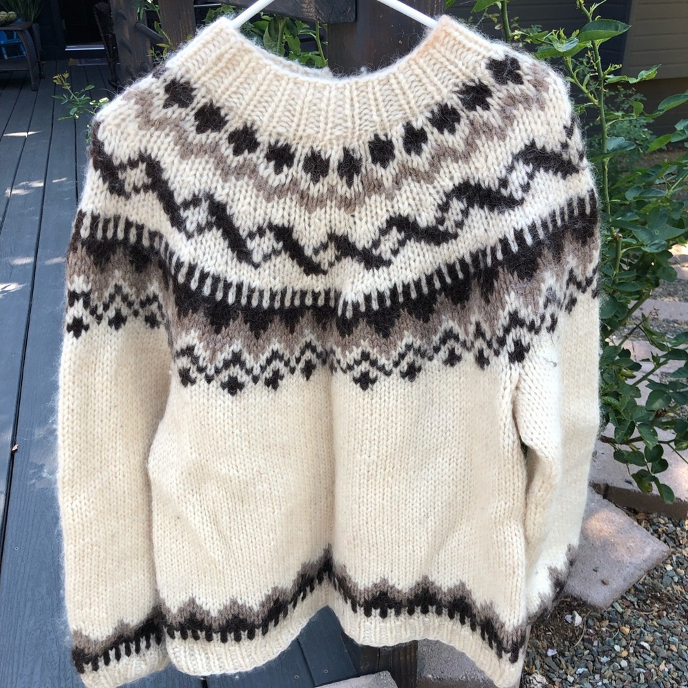 Hilda wool sweater
